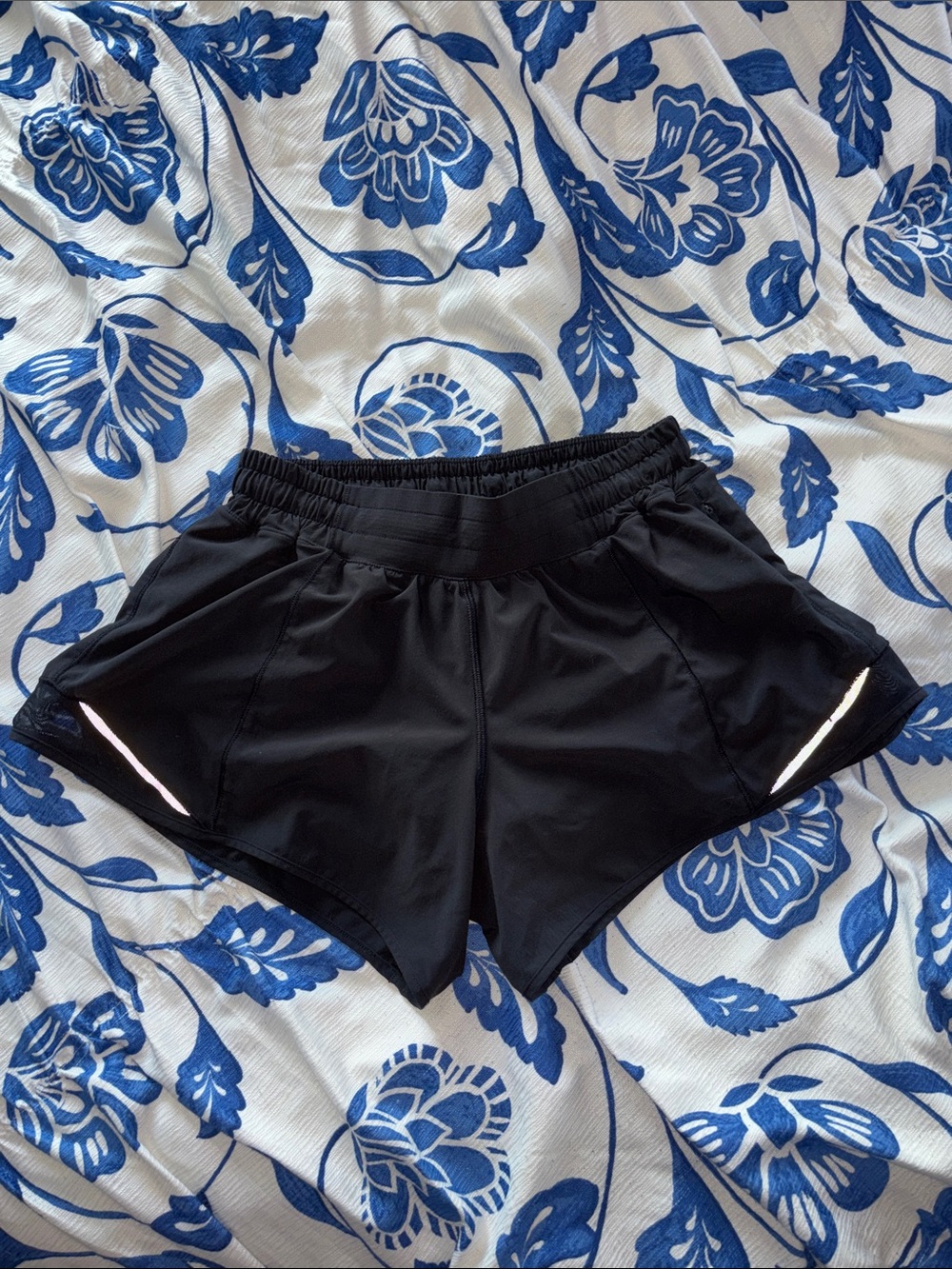 Lululemon Hotty Hot Low-Rise 4” Shorts